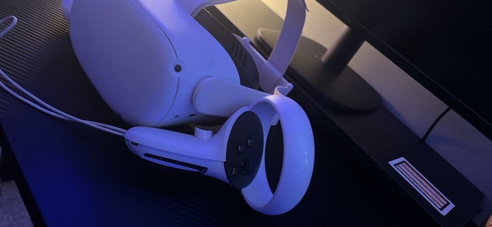 Meta Quest 2 Standalone VR Headset with Controllers, White Plastic