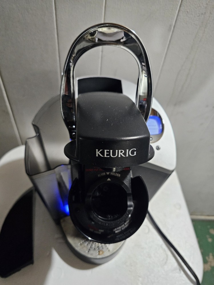 Keurig K60 Single Cup Coffee Maker Brewer K-Cup Black & Silver