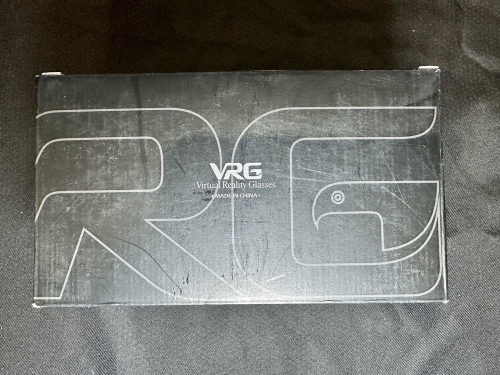 3D VR Headset for Smartphone – Virtual Reality Glasses with Controller