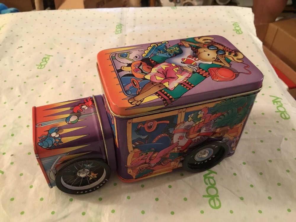 Beach bound Malibu Cruiser metal tin