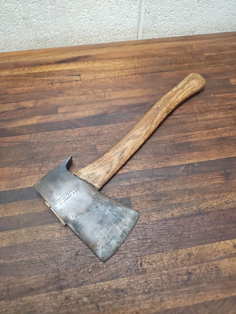 Q38- Vintage True Temper Tommy Axe with Original Handle CLAWED HATCHET