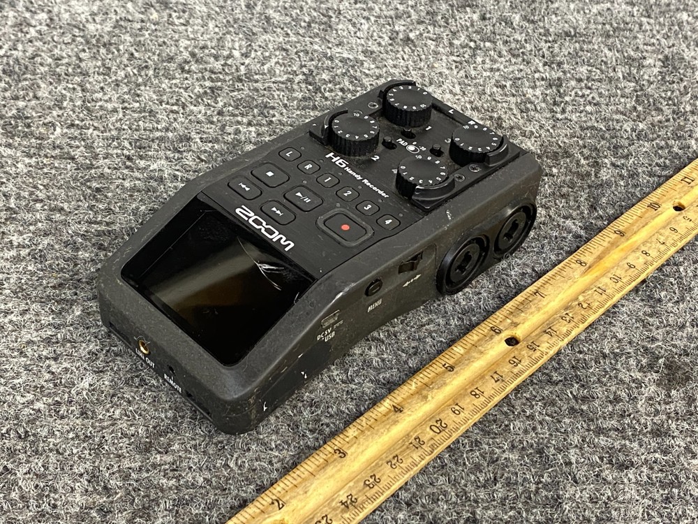 Zoom H6 Handheld 6-Track Digital Recorder (As Is, Unit Only)