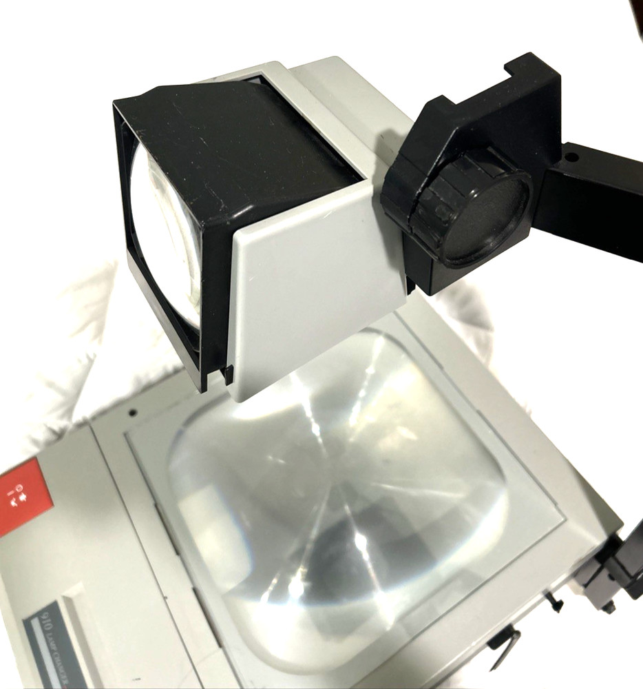 3M 900 Overhead Projector Folding Model 900AJB