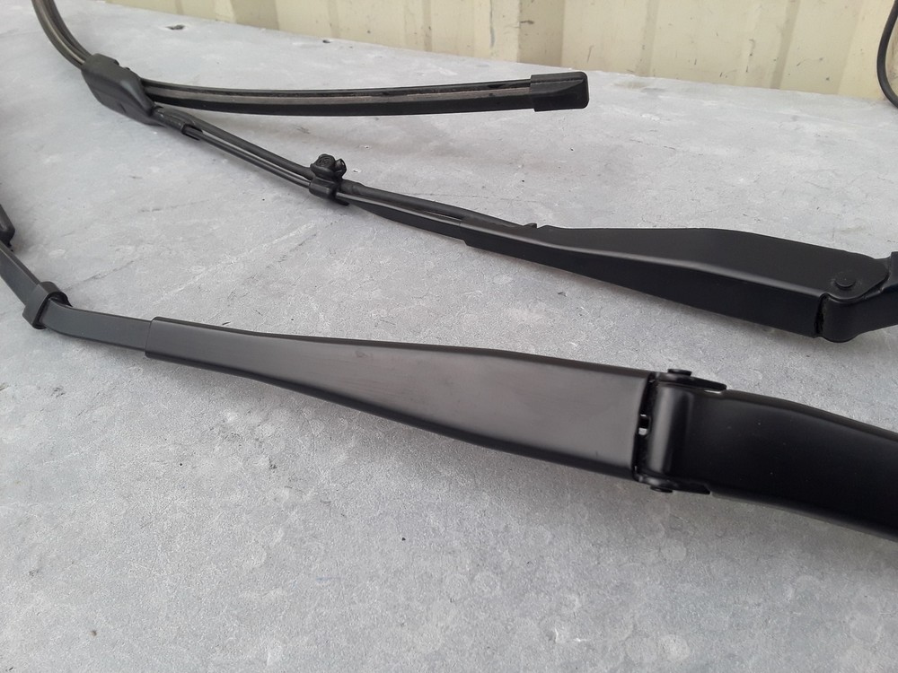 2017-2022 TESLA MODEL 3 M3 FRONT WINDSHIELD LEFT & RIGHT WIPER ARM SET OEM