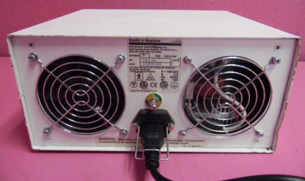 Smith & Nephew Micro Bright Illluminator 7023-2100 100W Xenon Light Source