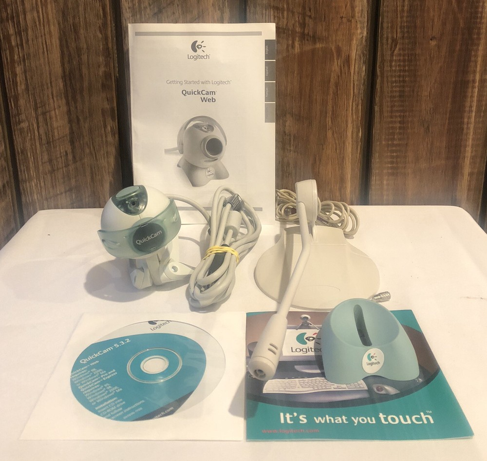 Logitech V-UD4 USB Wired Quickcam Web & Wired Microphone W/Extras