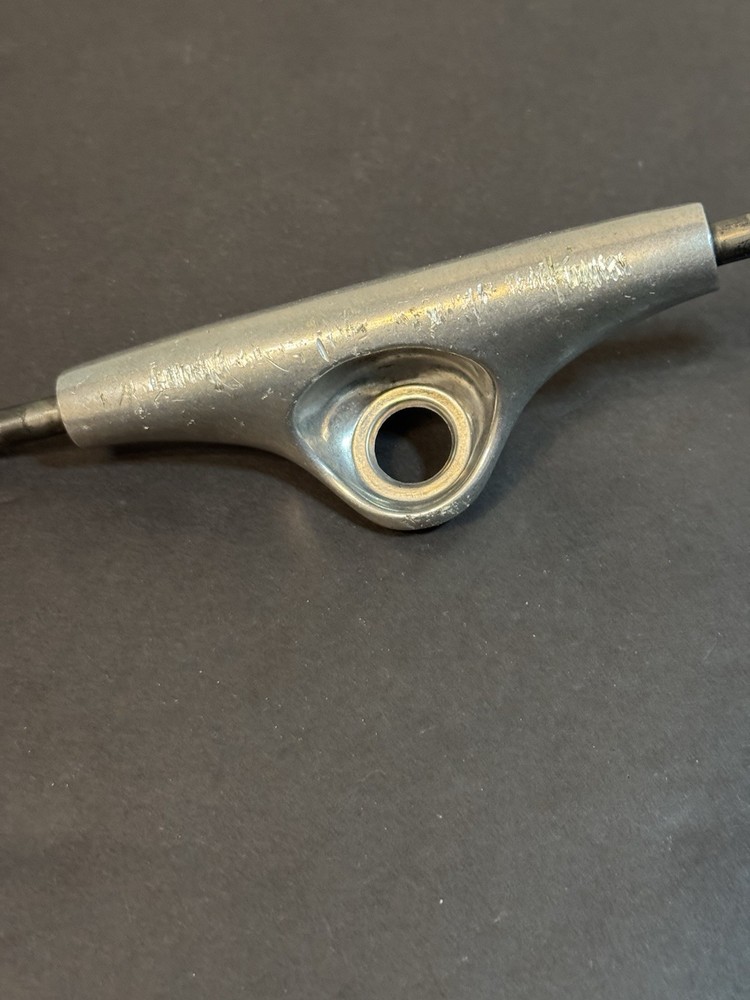Used Skateboard Trucks