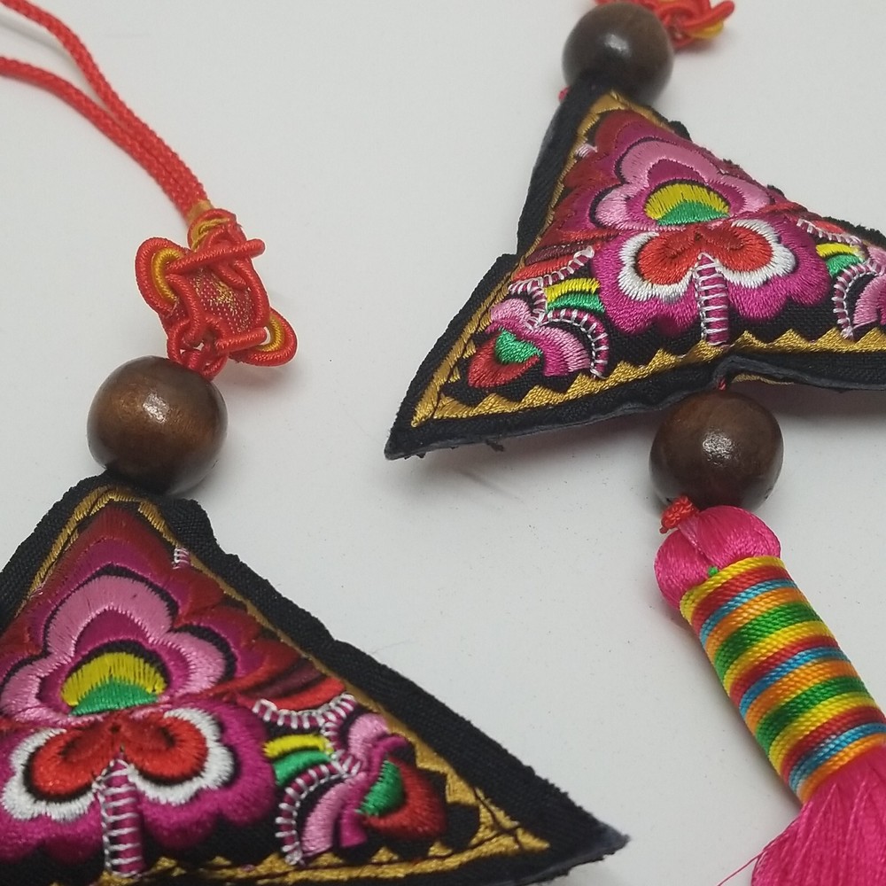 Embroidered Lucky Charm Floral with Tassel Lamp Pull Chain