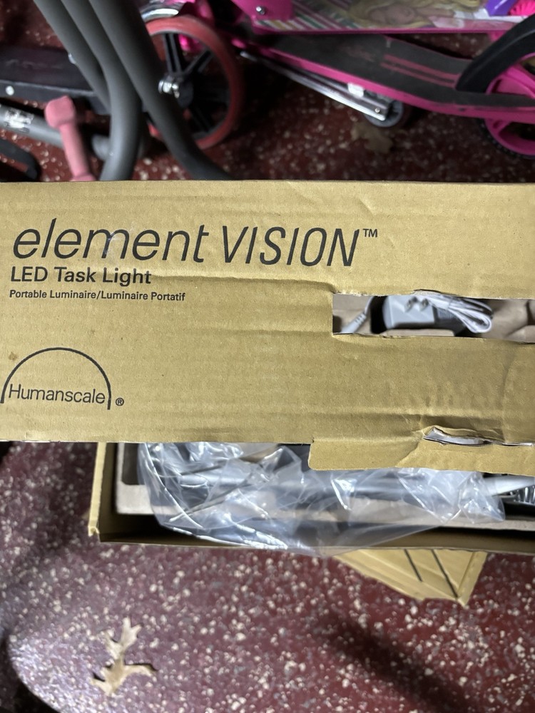 Humanscale Element Vision LED Task Light with Clamp Base