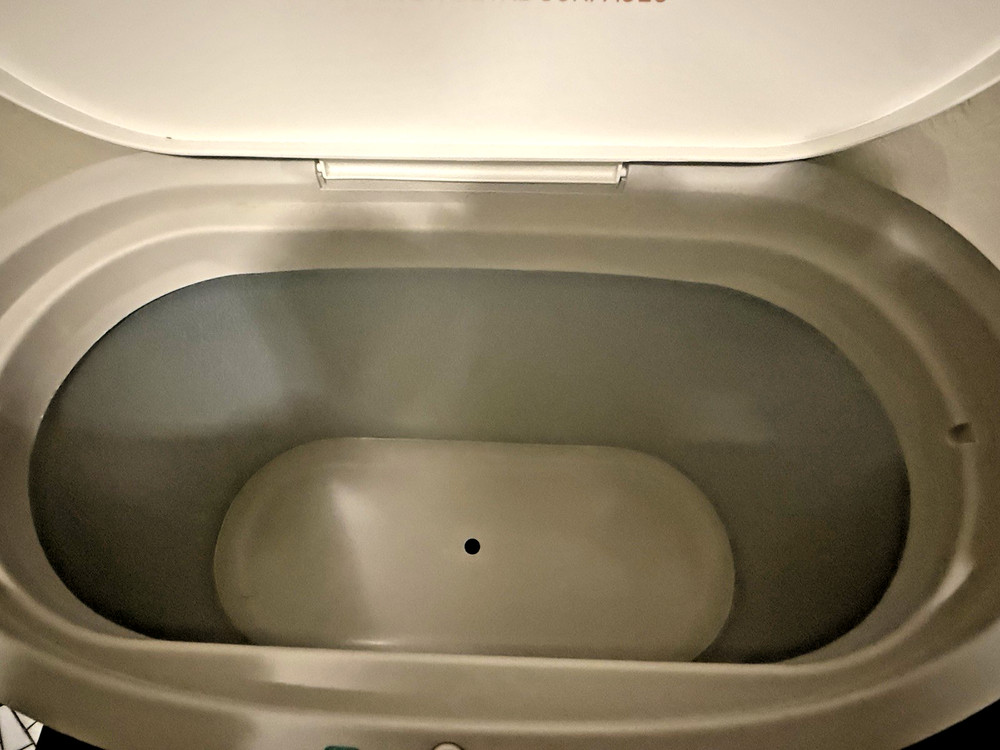 Brookstone Innovation Large Towel Spa Warmer Model TSK-5202MM