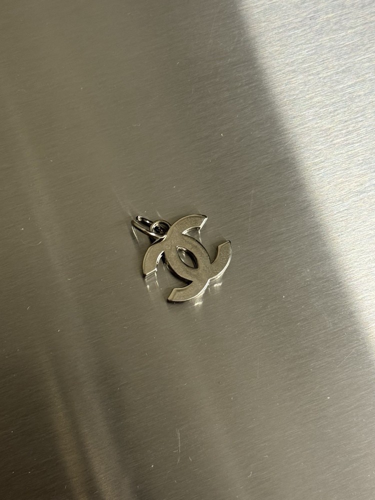 CHANEL Silver Metal Zipper Pull Charm