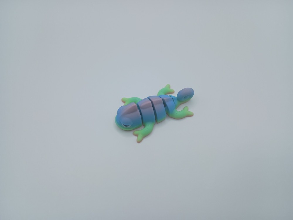 3D Printed Jiggle Pet Bored Chameleon