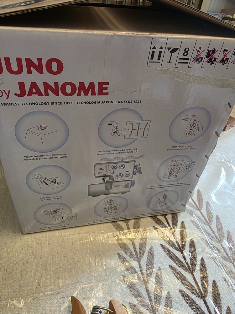 Juno by Janome 3434D Serger sewing machine excellent condition