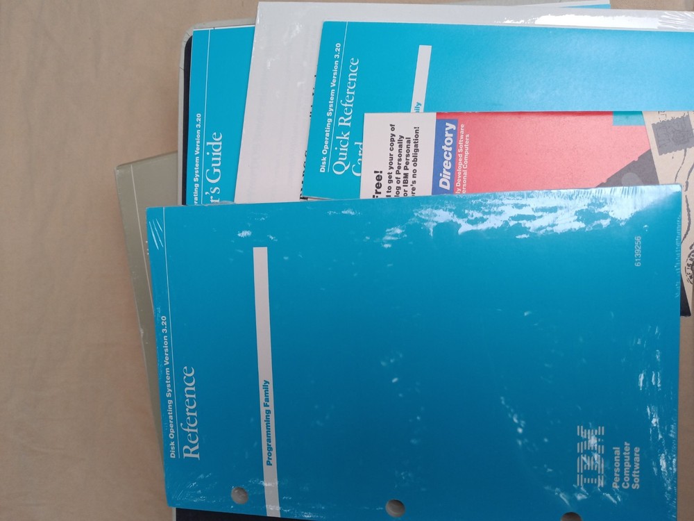 IBM Disk Operating System Version 3.20 DOS 3.5" looks unused!