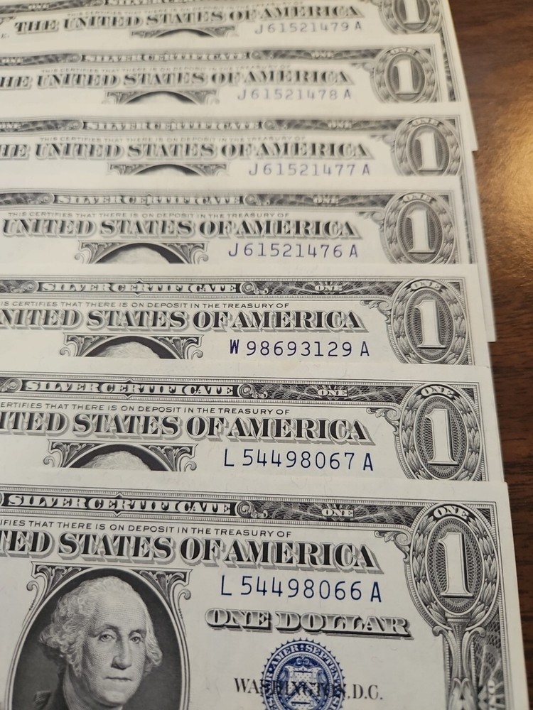 AU/CU Uncirculated 1957 One Dollar Silver Certificate
