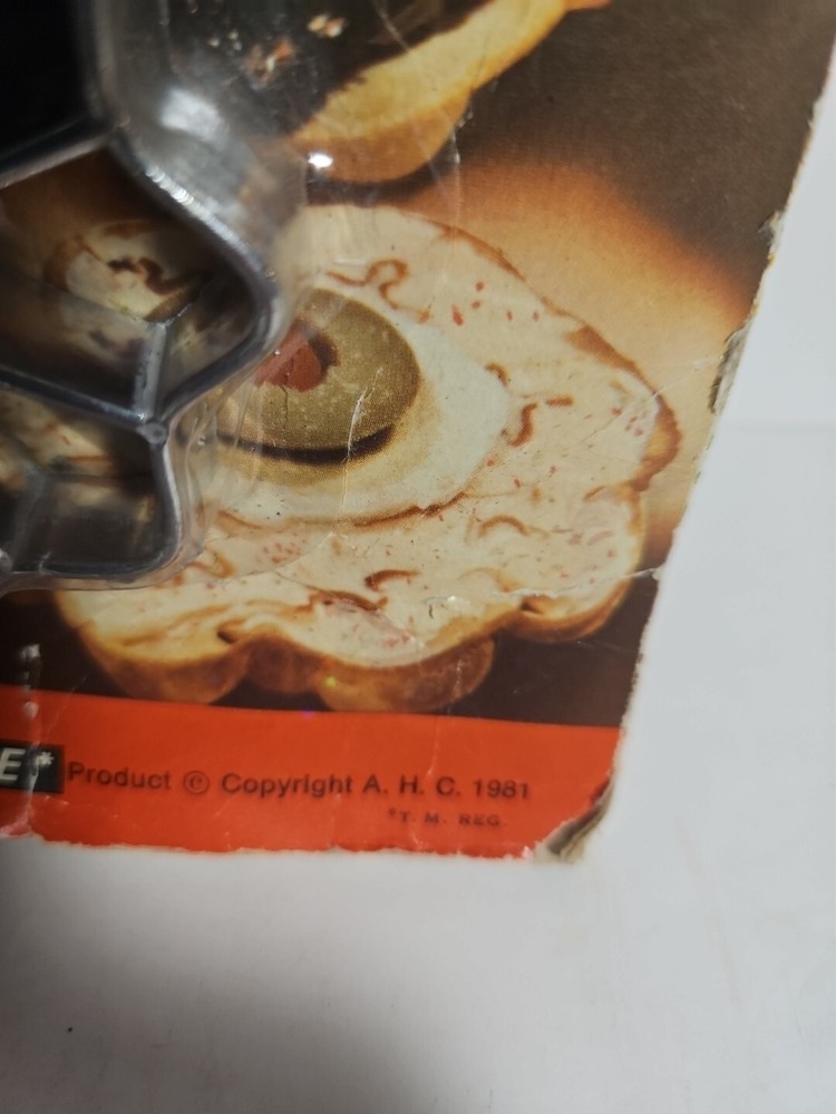 Vintage Fairgrove Aluminum Patty Shell Set Rosette- In Original Packaging