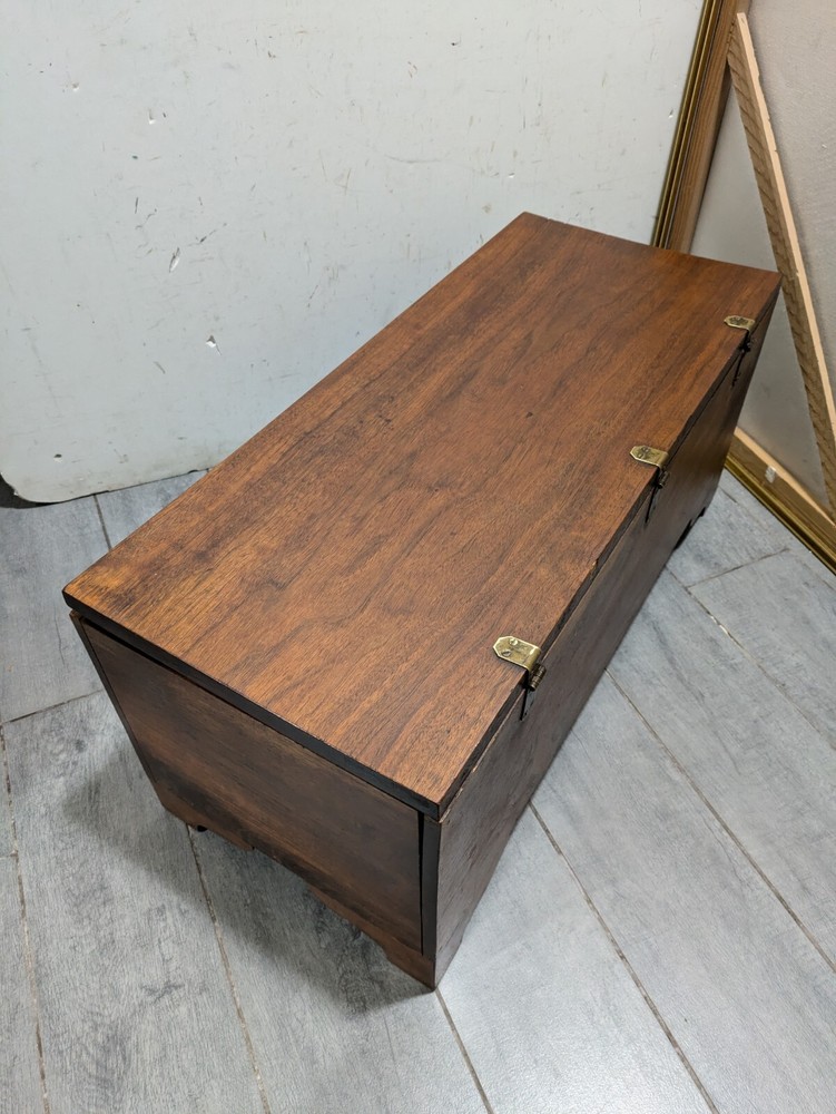 Antique Rustic Solid Wood Carpenter Tool Storage Box Chest Trunk with Lid N65