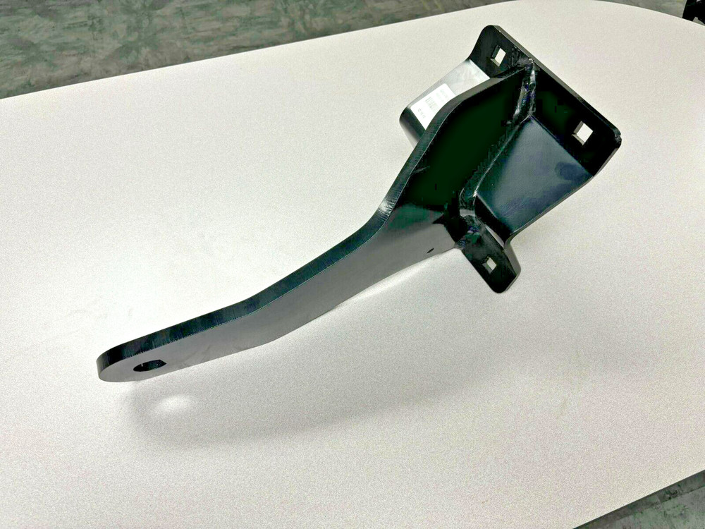 Kinze part# GA572401BK front row disc arm assembly
