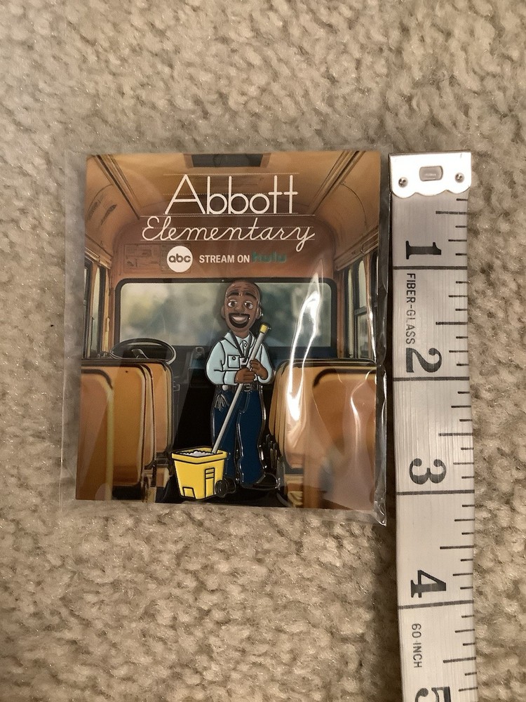 Abbott Elementary SDCC 2025 Comic Con Mr Johnson Pin Exclusive Rare