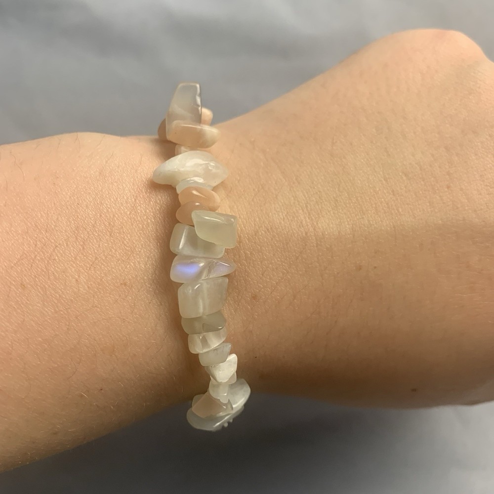 Mixed Moonstone Elasticated Chip Bracelet (brand new unworn)