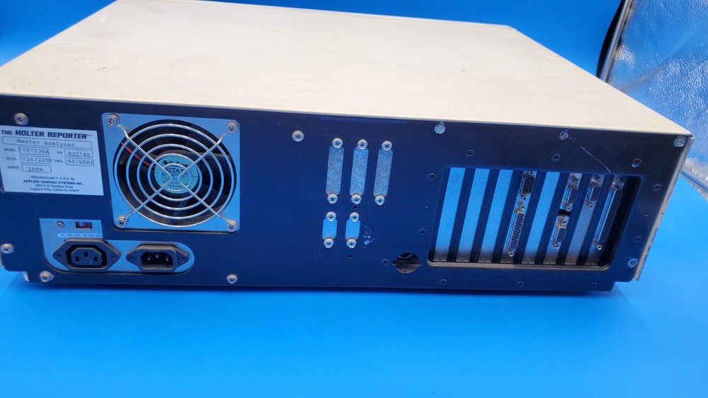 THE HOLTER REPORTER 1107220D Master Plus Analyzer