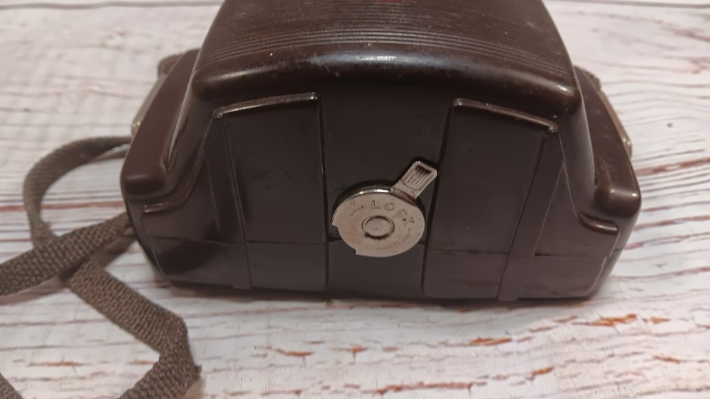 Vintage Sawyer's Nomad 127 Camera