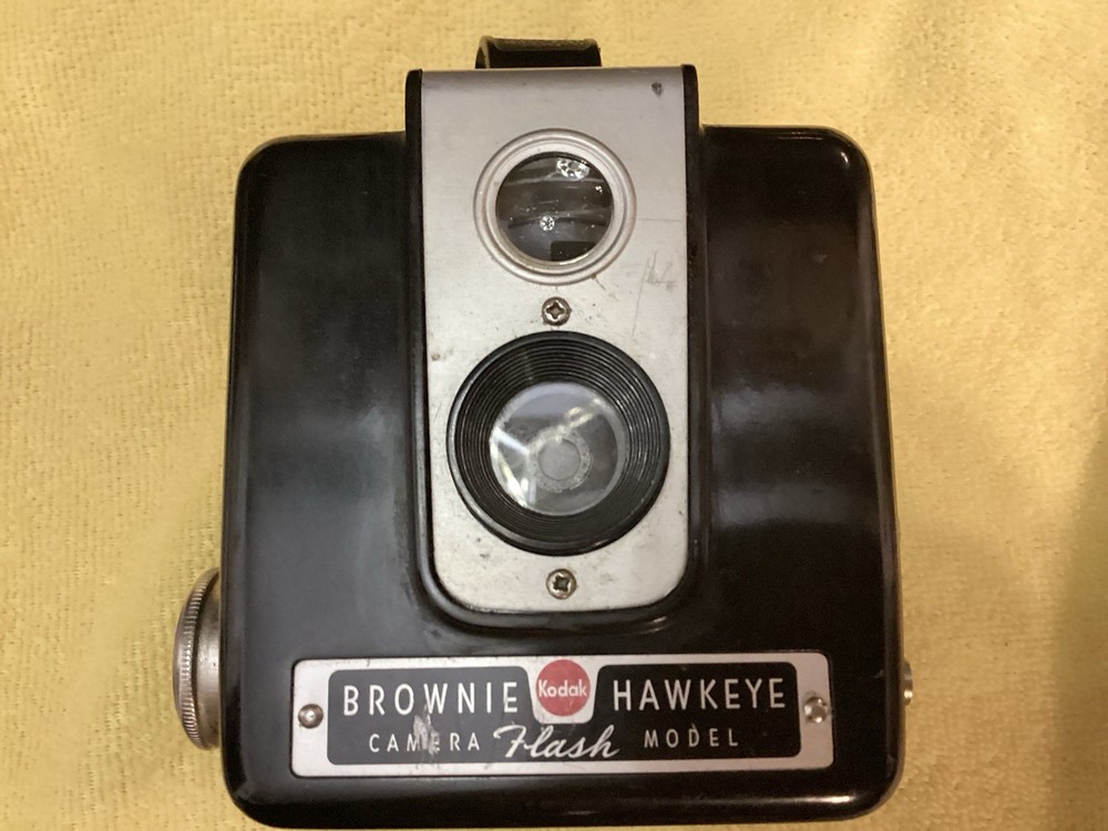 Kodak Brownie Hawkeye Flash Model Camera