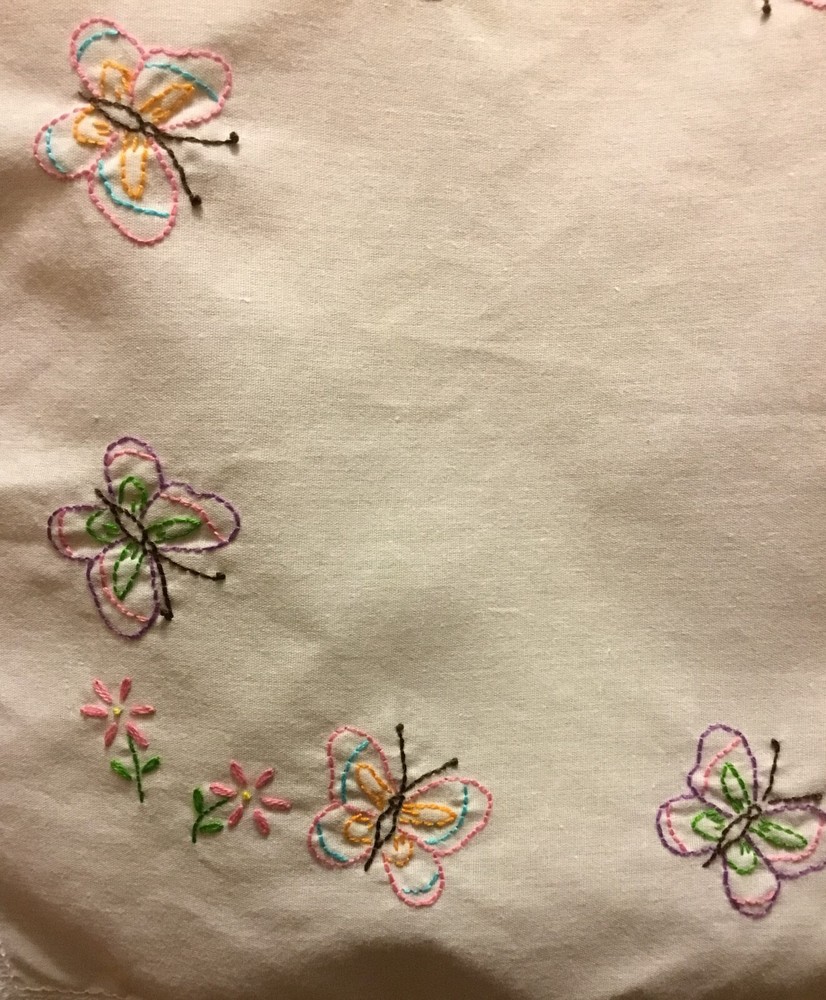 Handmade - Table Runner and Doily Set