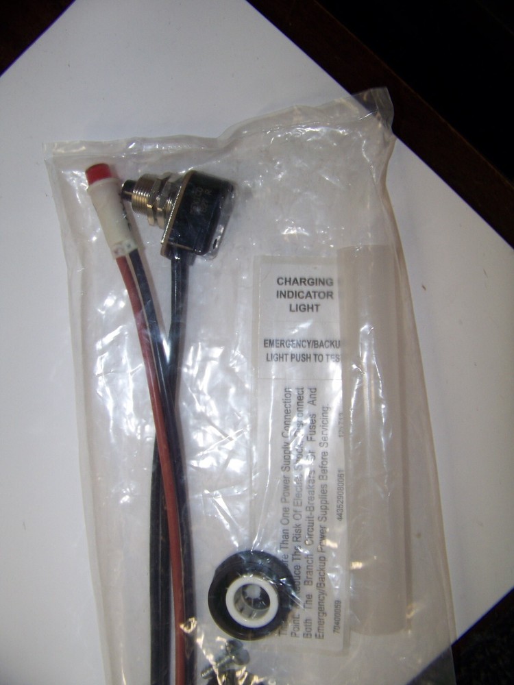 Hubbell Lighting Cautio Indicator Light New