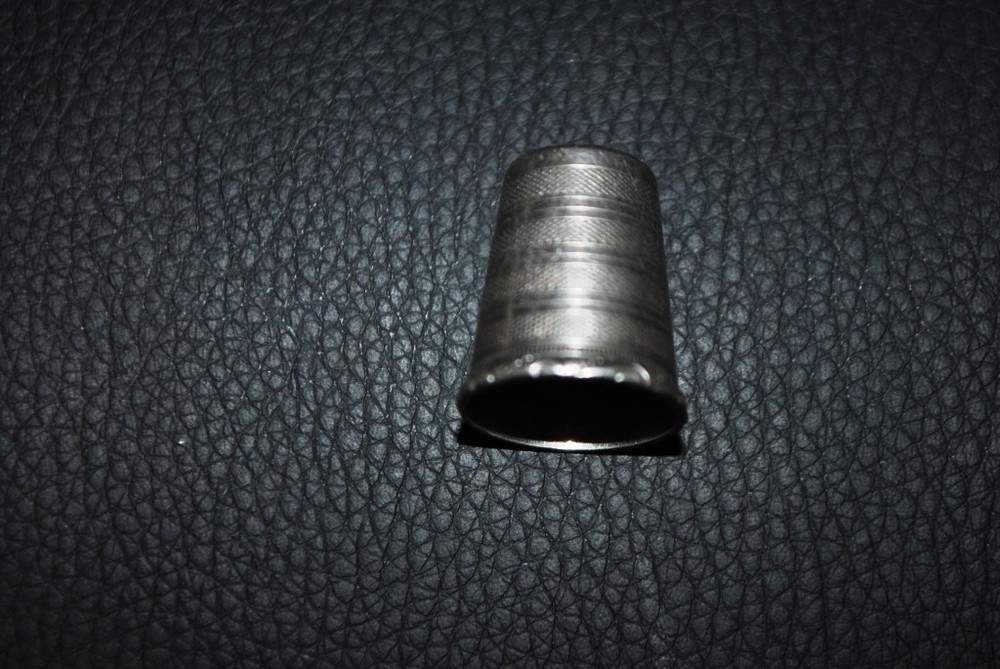 old thimble (silver 830 test)