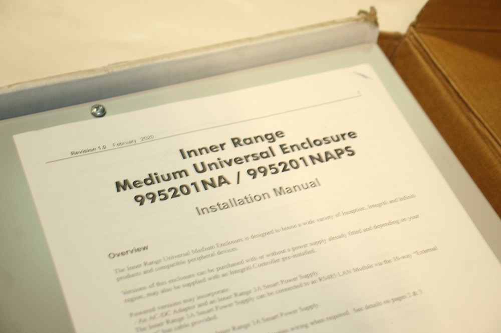 Inner Range Medium Low Profile Enclosure with Integriti 995201NA