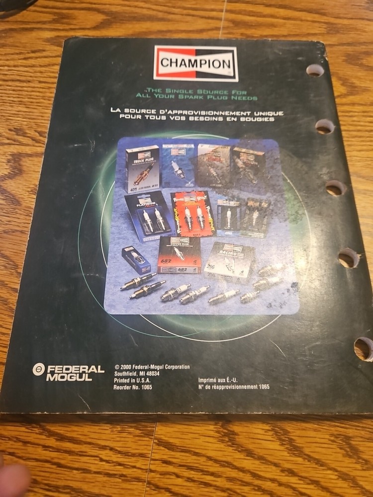 2000 Champion Small Engine Spark Plug Application Catalog
