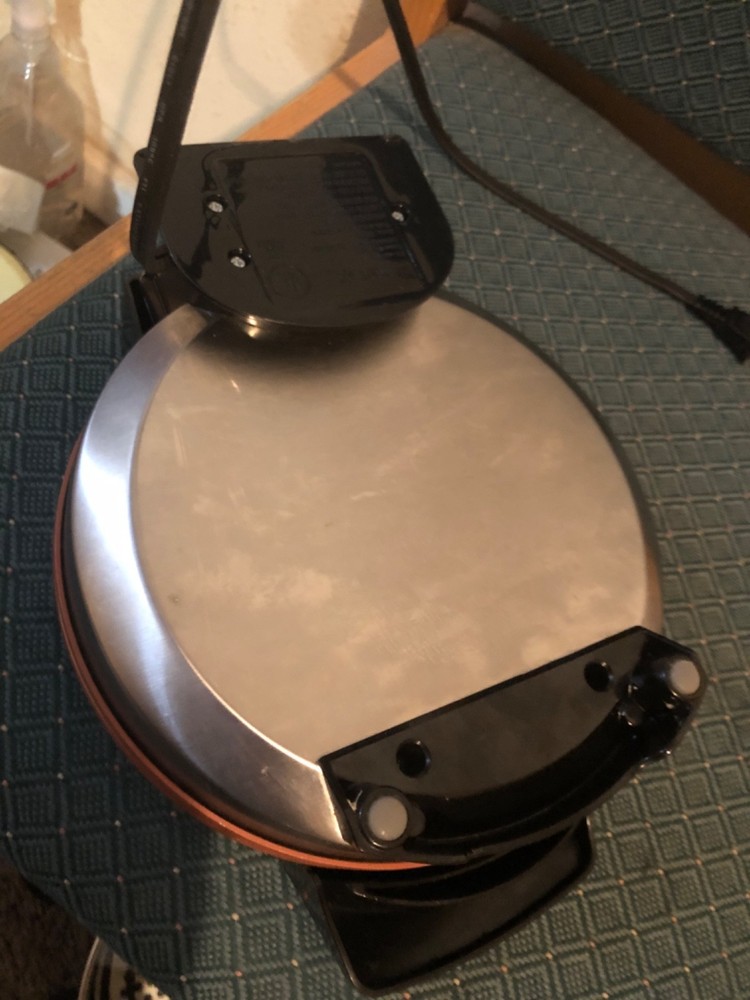 Farberware Single-Flip Nonstick Waffle Maker - Crome