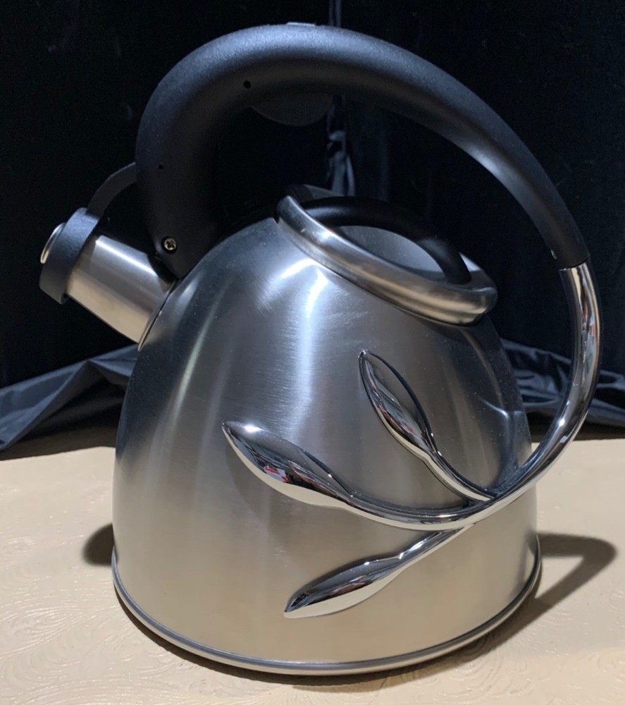 Vine Series Whistling Stainless Steel Tea Kettle Leaf Design & Black Handle