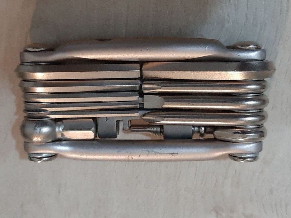 Controltech DH bar and C BROS multi-tool portable tool set