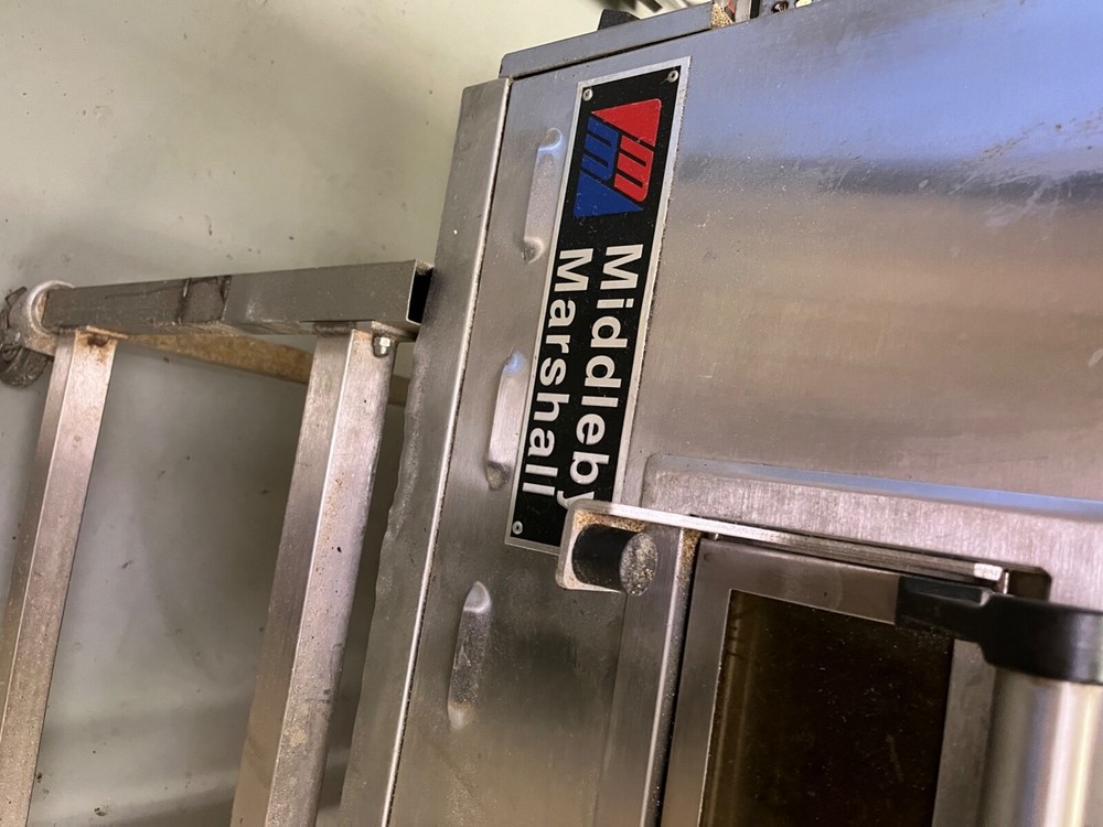 PIZZA OVEN MIDDLEBY MARSHAL