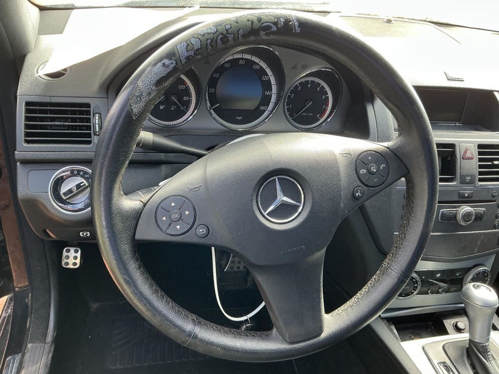C220 2010 Glove Box 4945510