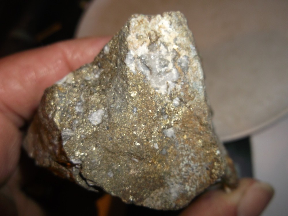Gold, silver, copper, 230 grams samples ,ore high grade .