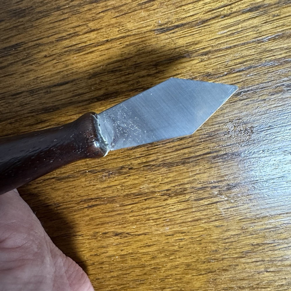 UTW Striking Knife
