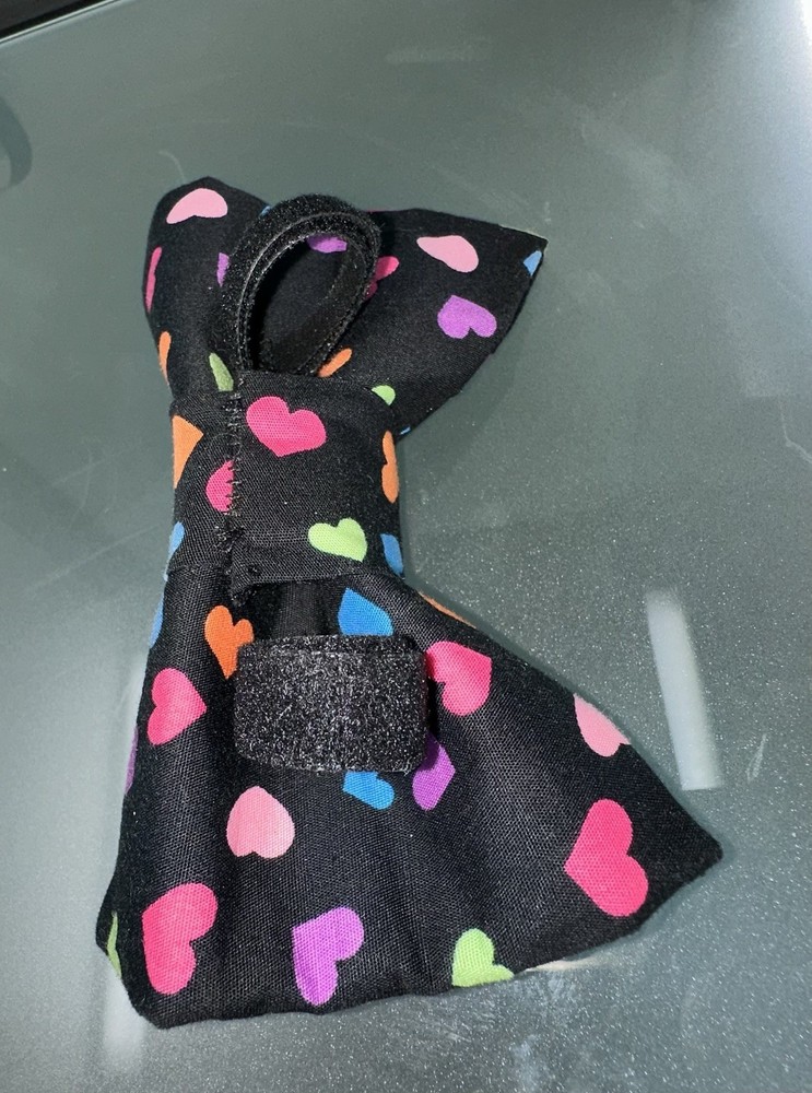 Handmade Over The Collar Medium Pet Bow - Black With multicolored heart Pattern