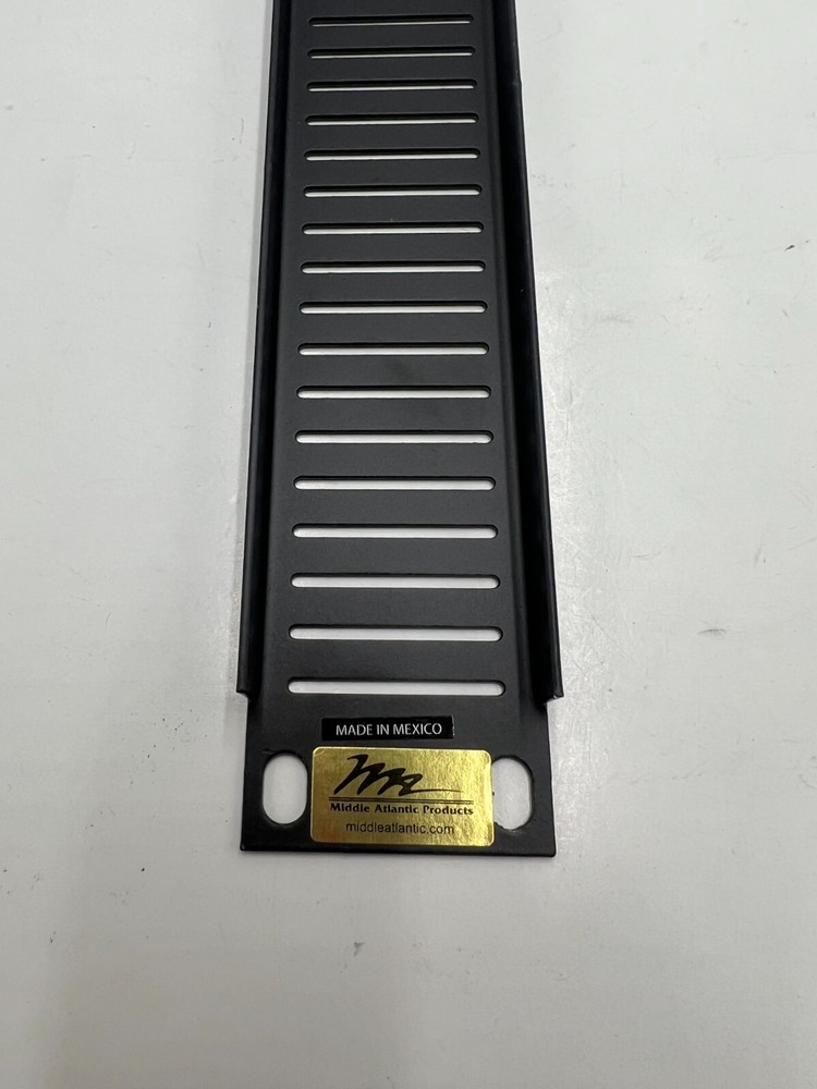 QTY 2 Middle Atlantic EVT1 Flanged Econo Vent Panel Rack Vented Surface Airflow