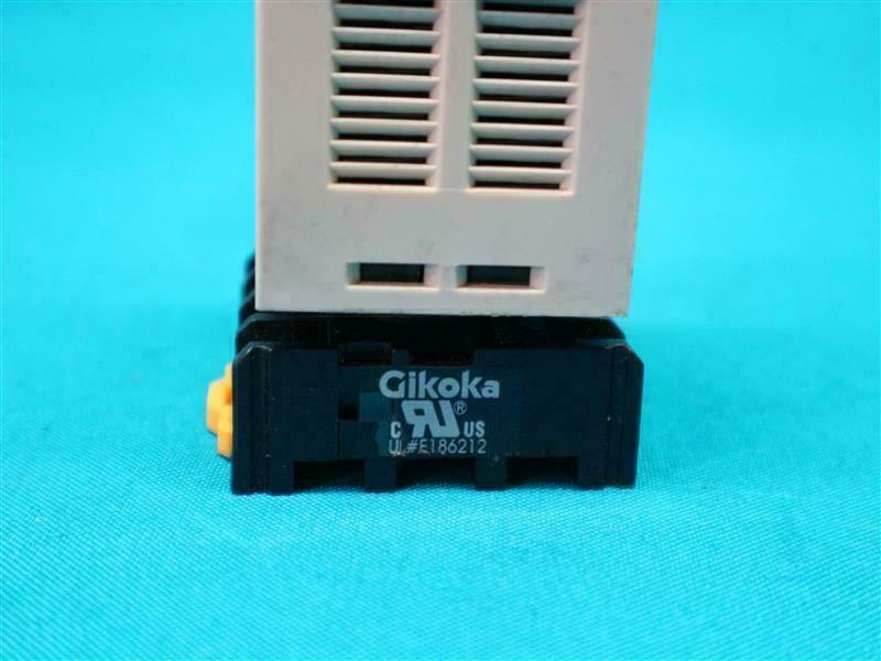 Gravity G3B-B G3BB Timer 24-240V AC/DC w/ Socket