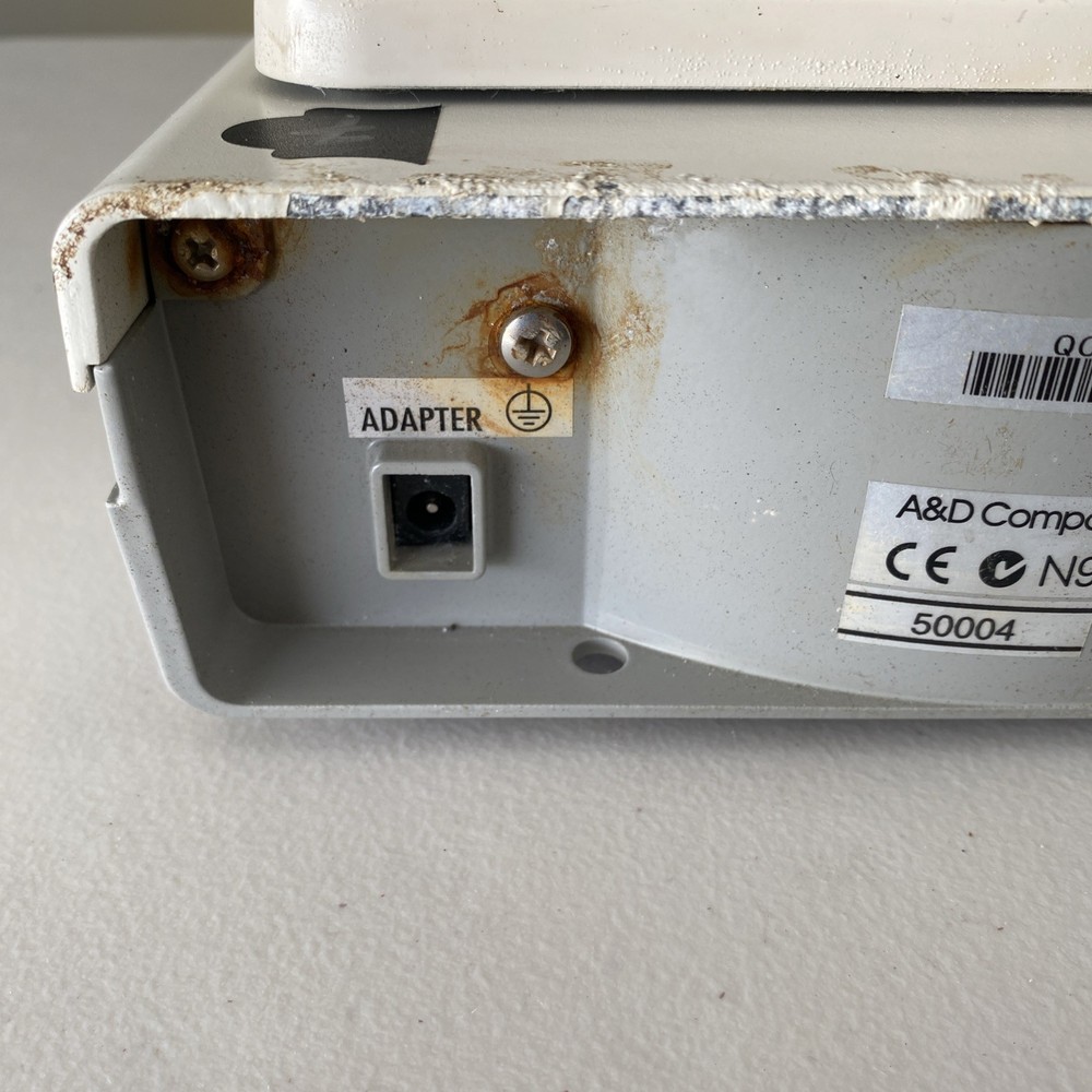 A&D GF-2000 Precision Lab Balance Compact Bench Scale Max 2100 g