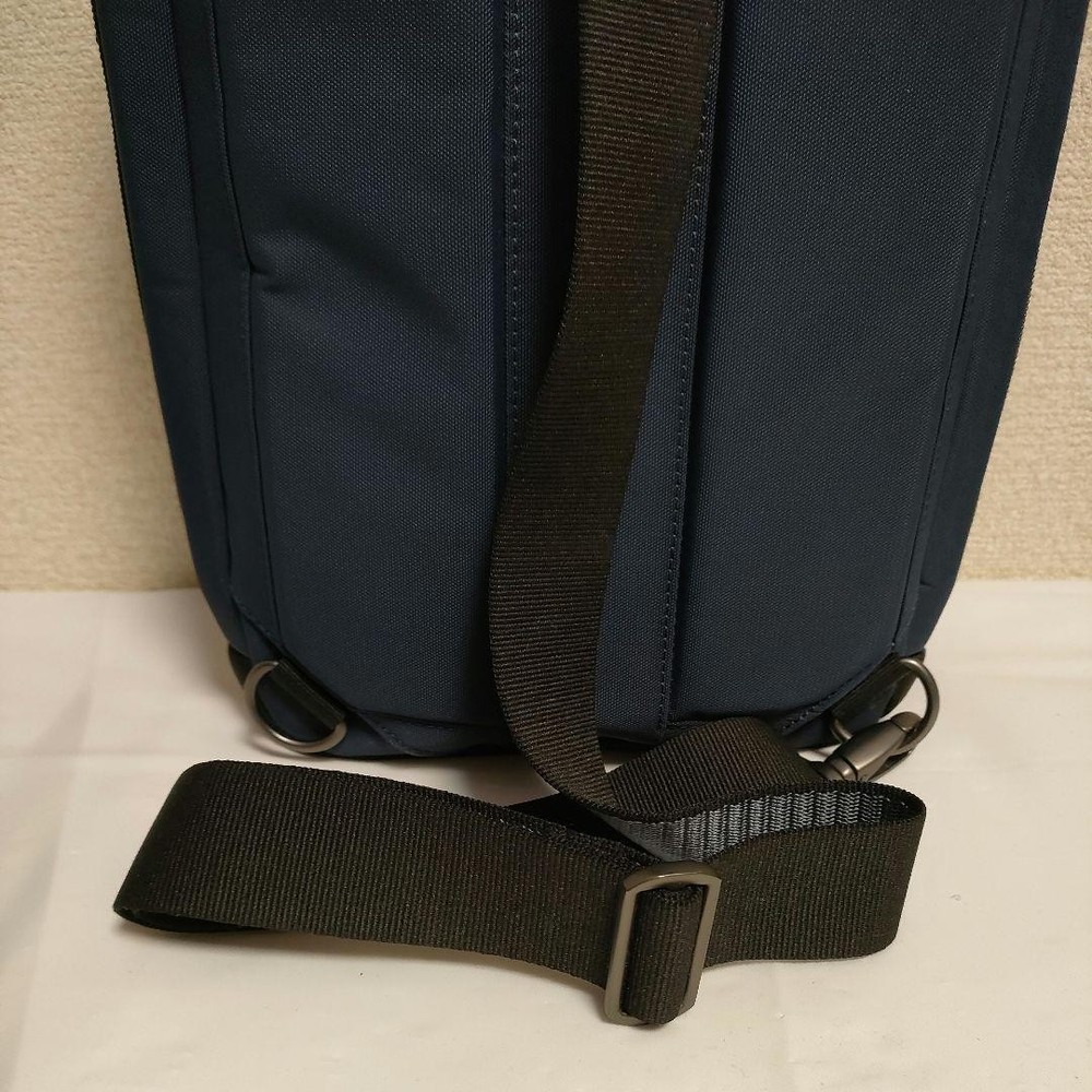 TUMI body bag slingback