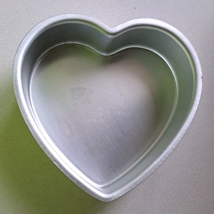 Wilton 6" Heart Cake Pan  502-1131