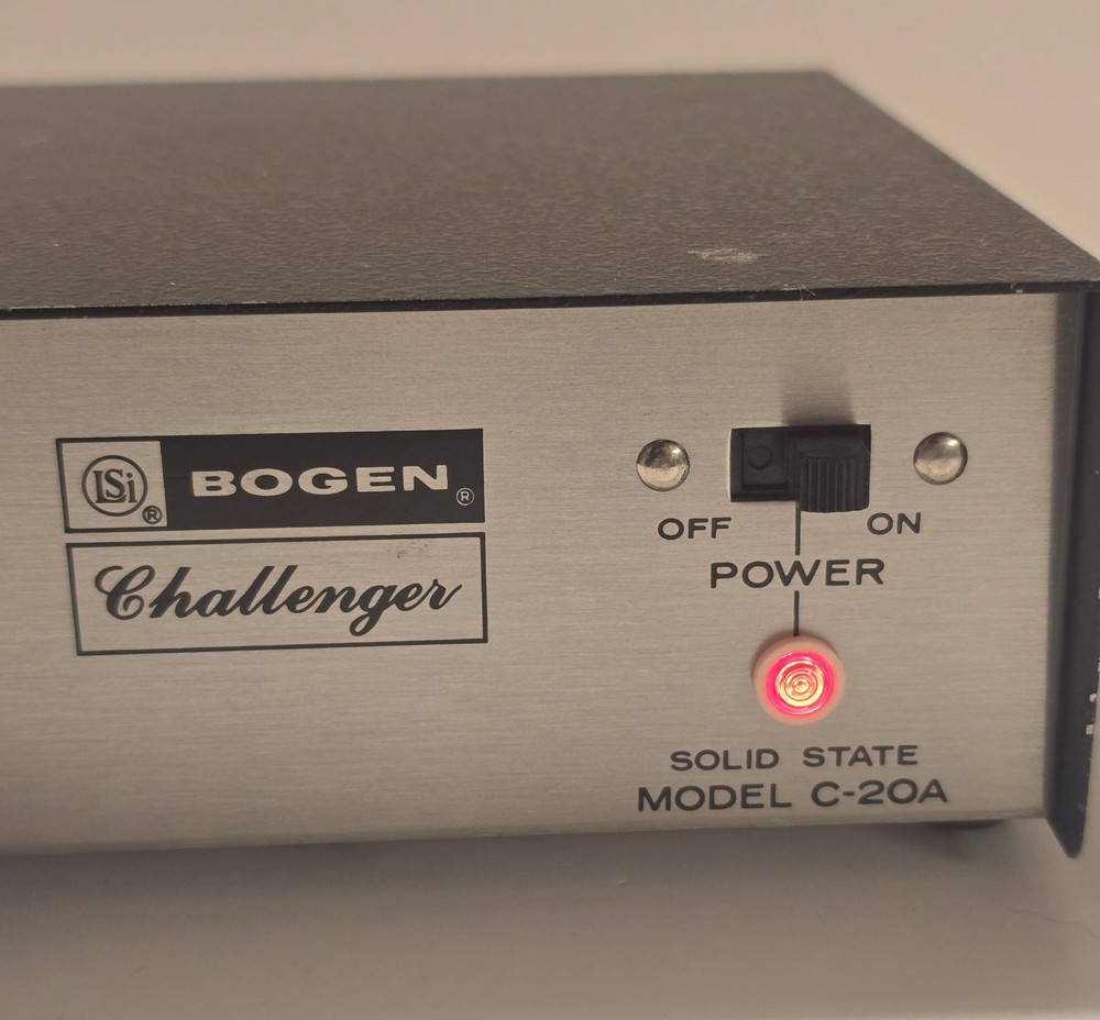 Bogen Challenger Solid State Model C-20A Amplifier (READ)
