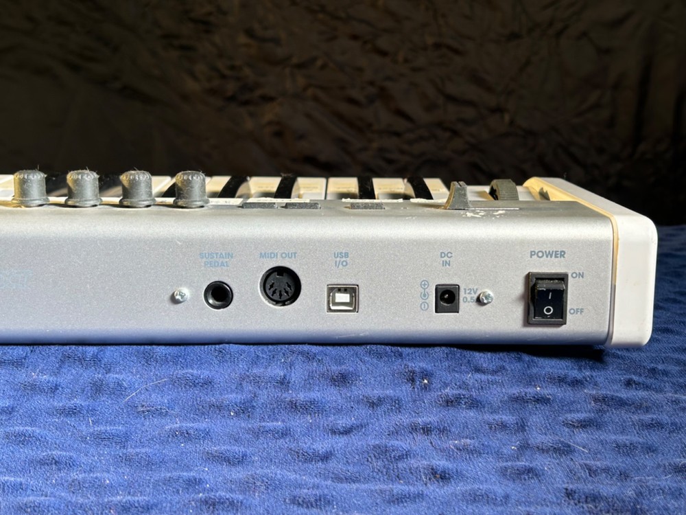 ESI Key Control 25XT Keyboard/Controller (Midi/USB)