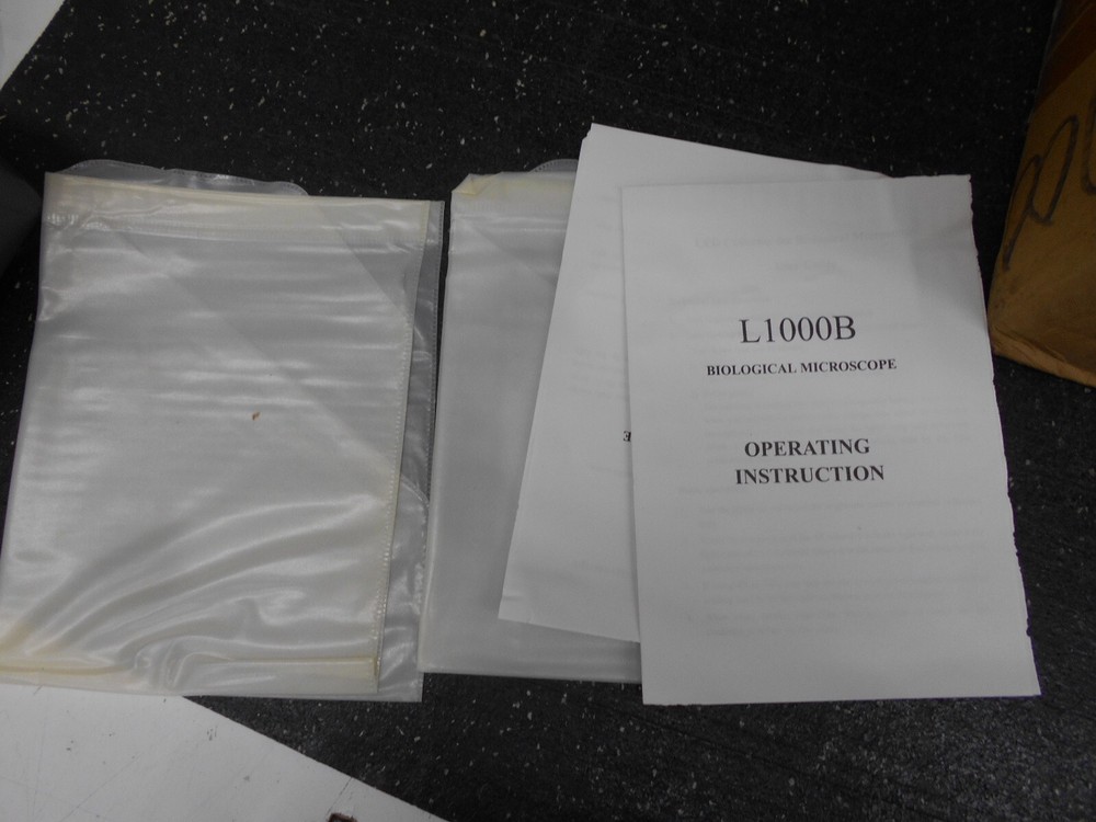 Student Microscopes L1000B-LED Set of 2 Microscopes WF10X
