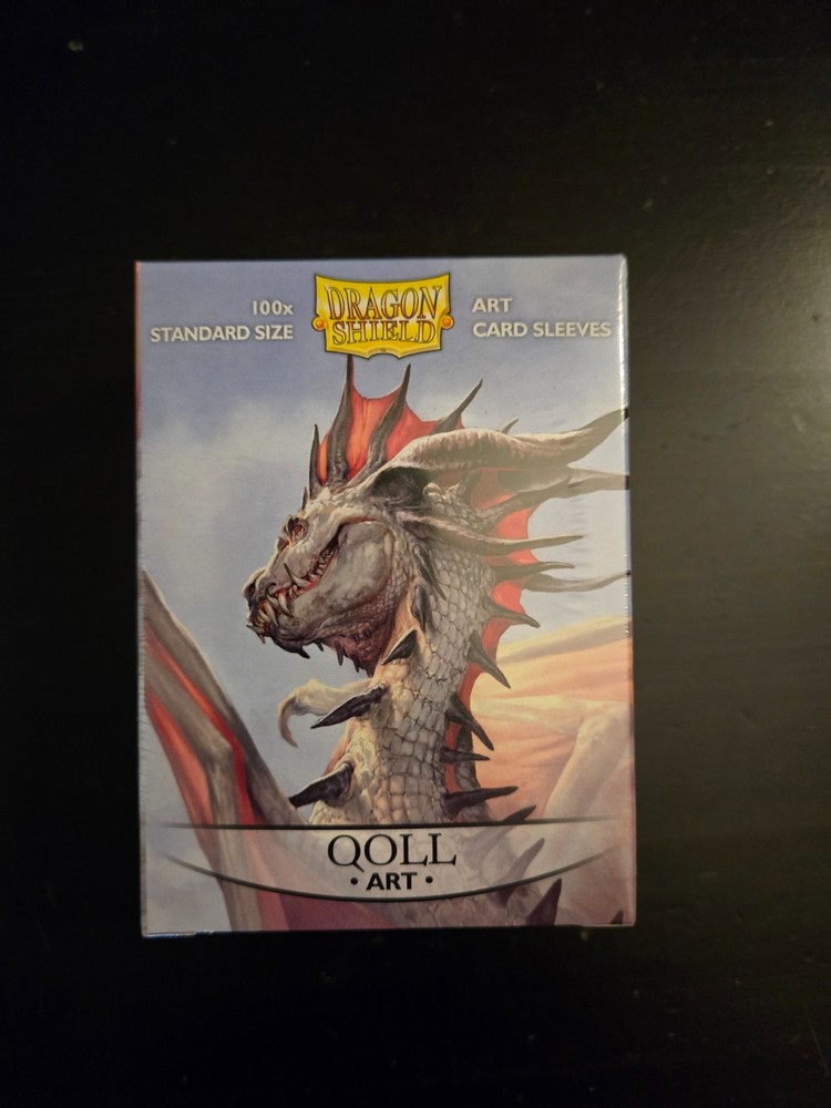 Dragon Shield Standard Art Sleeves - Qoll (100 Sleeves)