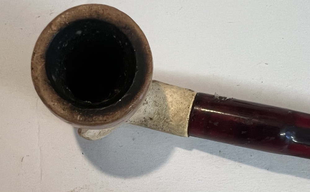 Meerschaum Pipe With Hand Holding Bowl